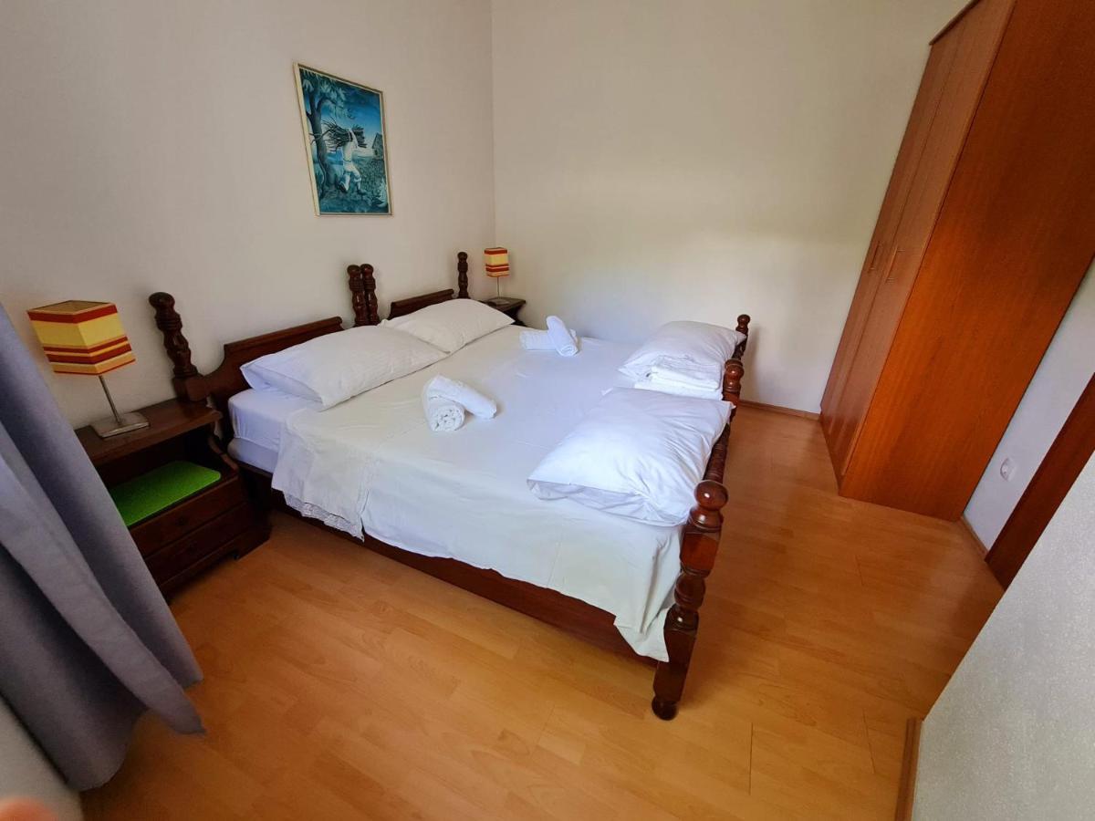 Apartments Silvana Trogir Exterior photo