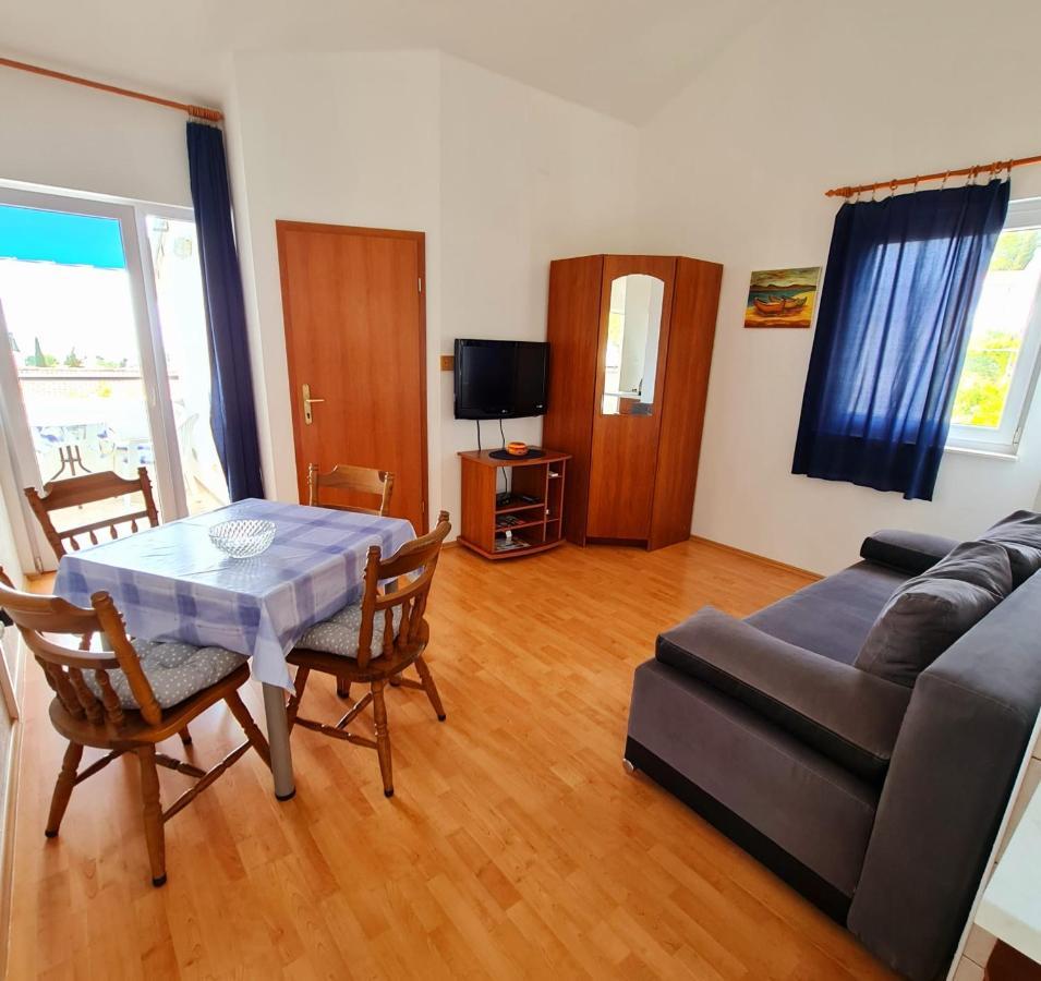 Apartments Silvana Trogir Exterior photo