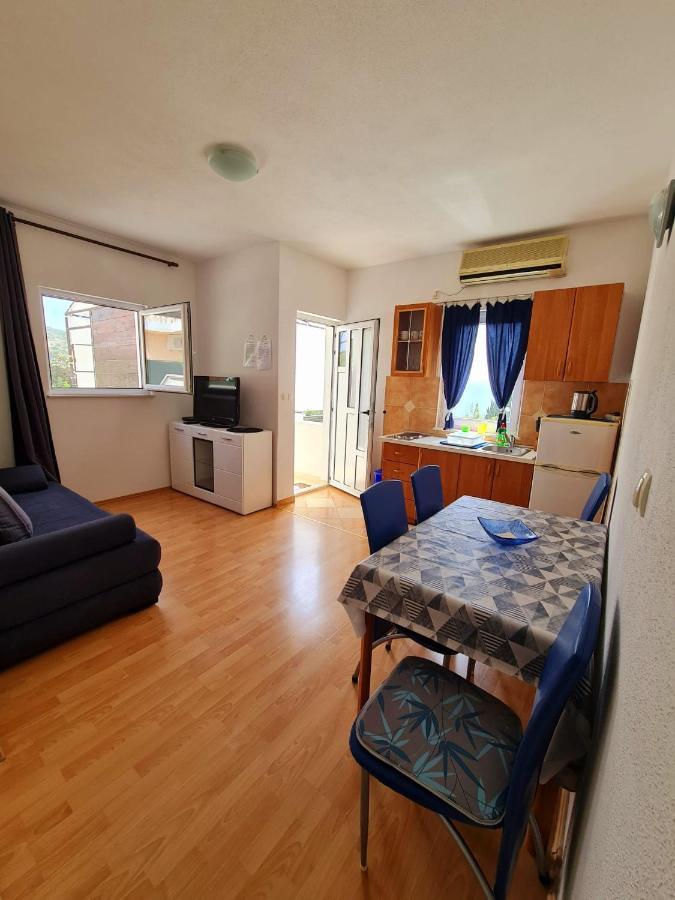 Apartments Silvana Trogir Exterior photo